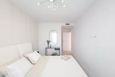 Middle Floor Apartment in Estepona