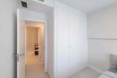 Middle Floor Apartment in Estepona