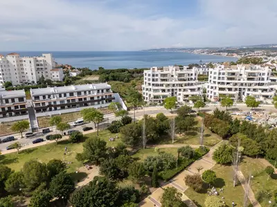Middle Floor Apartment in Estepona