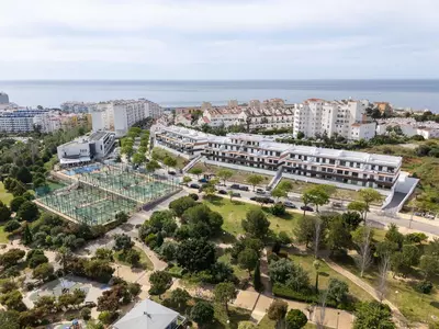 Middle Floor Apartment in Estepona