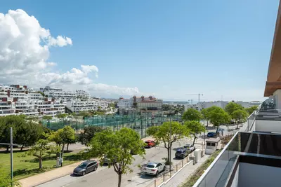 Middle Floor Apartment in Estepona