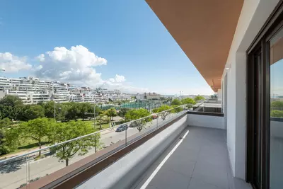 Middle Floor Apartment in Estepona