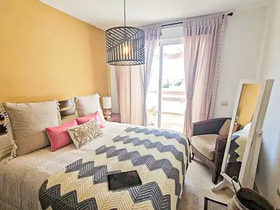 Middle Floor Apartment in Selwo
