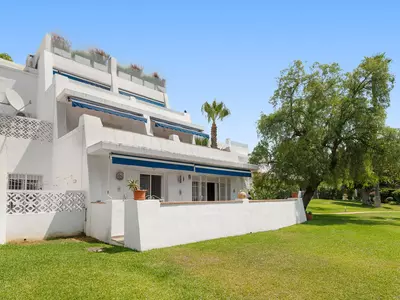 Ground Floor Apartment in Nueva Andalucía