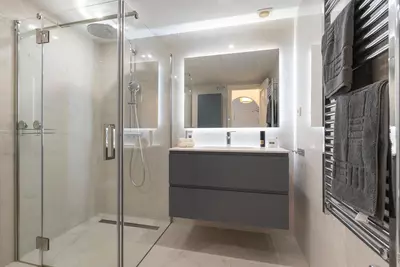 Middle Floor Apartment in Nueva Andalucía