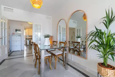 Middle Floor Apartment in Nueva Andalucía