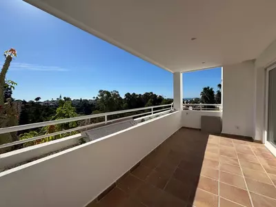 Middle Floor Apartment in Atalaya
