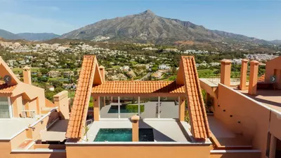 Penthouse Duplex in Nueva Andalucía