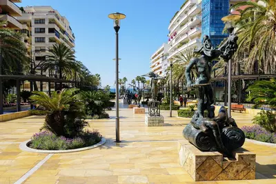 Middle Floor Apartment in Marbella