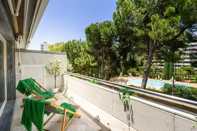 Middle Floor Apartment in Marbella