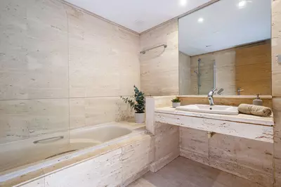 Middle Floor Apartment in Marbella