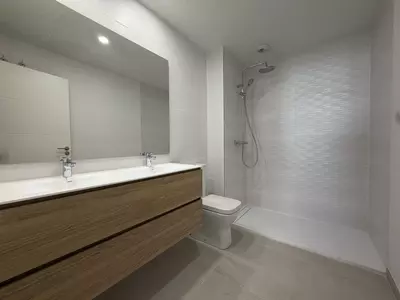 Middle Floor Apartment in Estepona