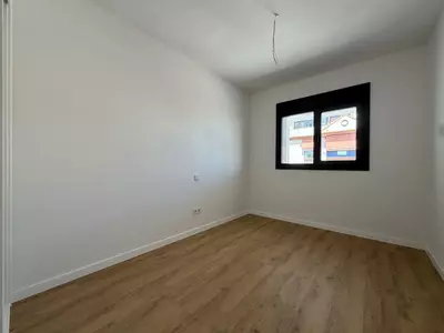 Middle Floor Apartment in Estepona