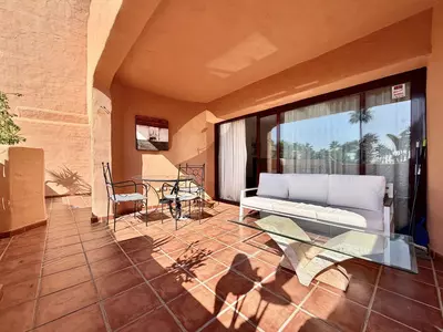 Middle Floor Apartment in Benahavís
