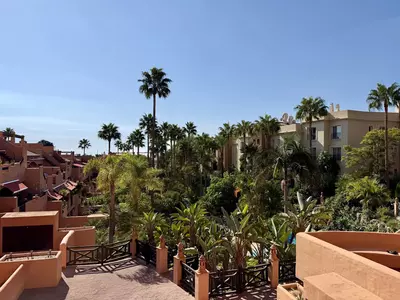 Middle Floor Apartment in Benahavís