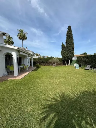 Detached Villa in Costalita