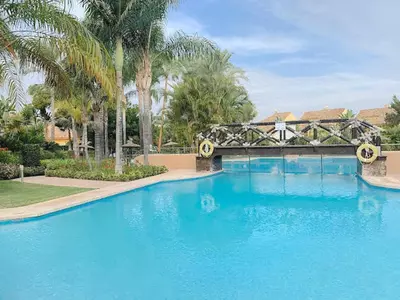 Middle Floor Apartment in Río Real