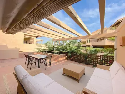 Middle Floor Apartment in Río Real