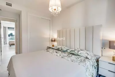 Middle Floor Apartment in Cabopino