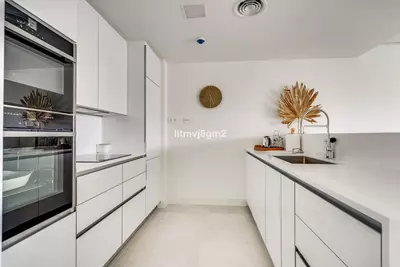 Middle Floor Apartment in Cabopino