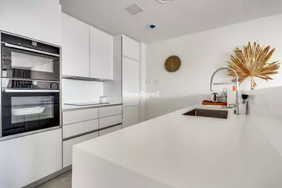 Middle Floor Apartment in Cabopino