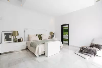 Detached Villa in Nueva Andalucía