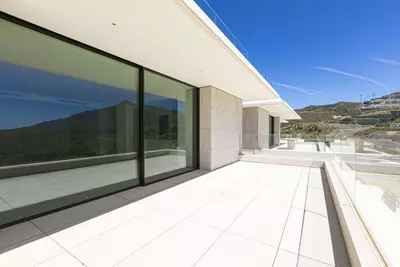 Middle Floor Apartment in Benahavís
