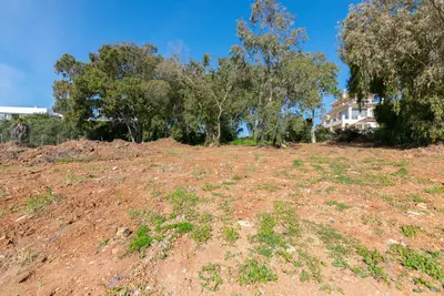 Residential Plot in Manilva
