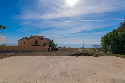 Residential Plot in Manilva