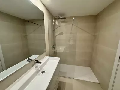 Middle Floor Apartment in Estepona