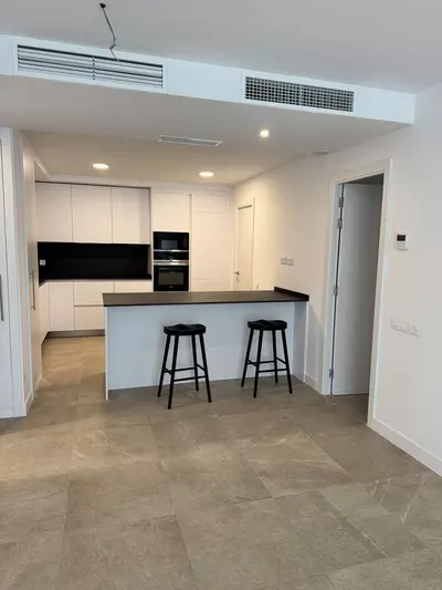 Middle Floor Apartment in Estepona