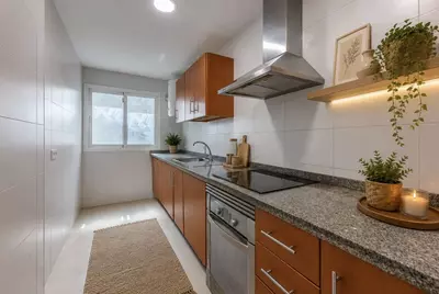 Middle Floor Apartment in Cancelada