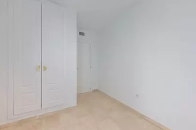 Middle Floor Apartment in Cancelada