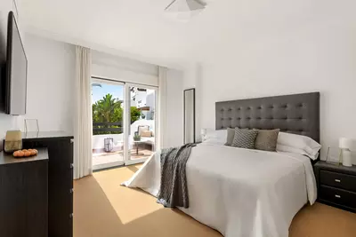 Semi-Detached House in Marbella
