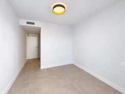 Middle Floor Apartment in Estepona