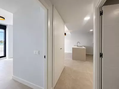 Middle Floor Apartment in Estepona