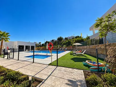 Middle Floor Apartment in Estepona