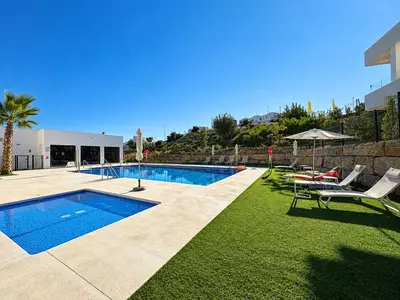 Middle Floor Apartment in Estepona
