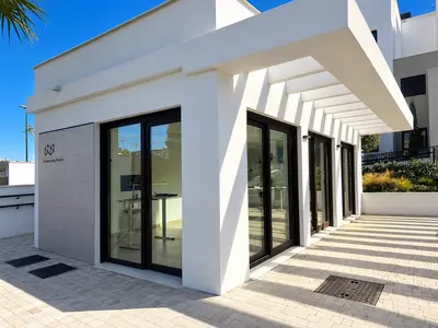 Middle Floor Apartment in Estepona