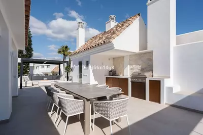 Penthouse Duplex in Nueva Andalucía