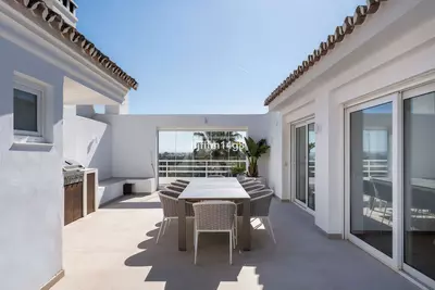Penthouse Duplex in Nueva Andalucía