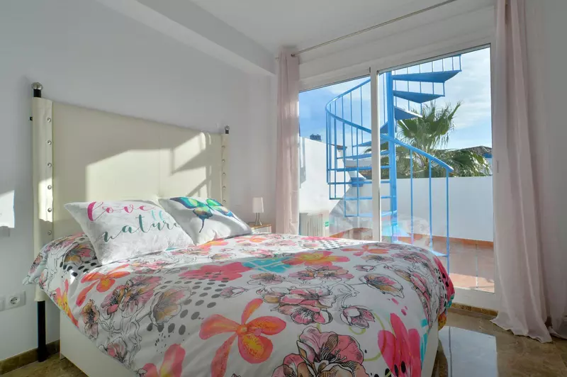 Top Floor Apartment in Estepona