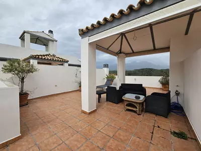 Top Floor Apartment in Estepona