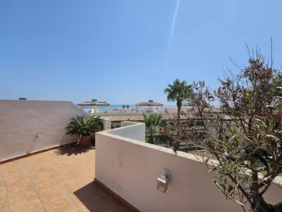 Top Floor Apartment in Estepona