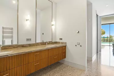 Detached Villa in Elviria