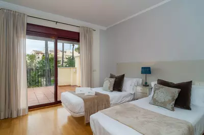 Semi-Detached House in Nueva Andalucía