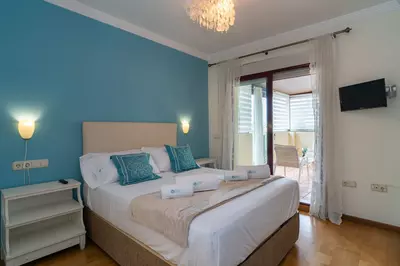 Semi-Detached House in Nueva Andalucía
