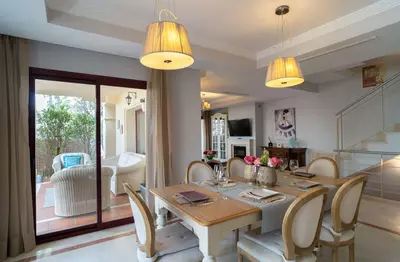 Semi-Detached House in Nueva Andalucía