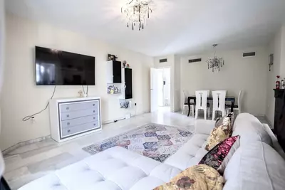 Middle Floor Apartment in Nueva Andalucía