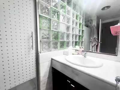 Middle Floor Apartment in Nueva Andalucía